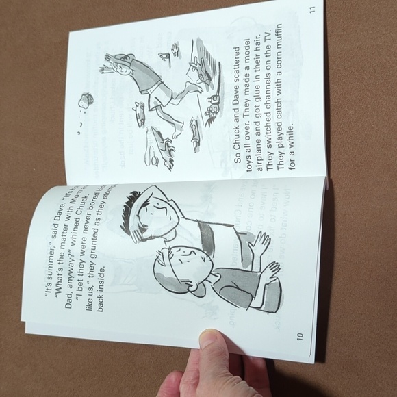 Hooked On Phonics Level 4 Paperback Book Set of 2 Books #1,2 (2001) - Picture 4 of 4